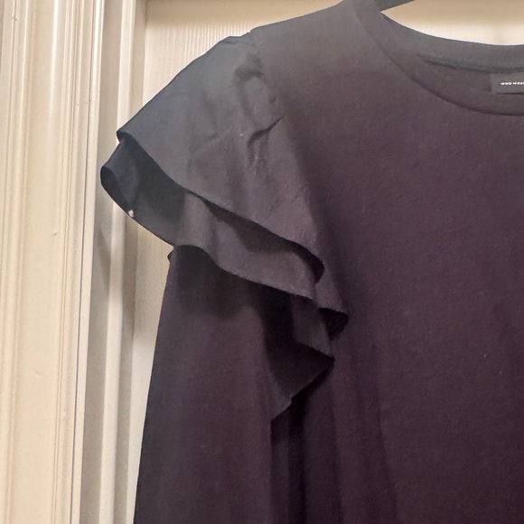 EUC Who What Wear Black Ruffled Long Sleeve Top Size XL - Picture 2 of 5